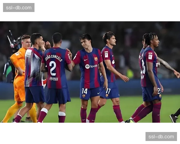 西班牙联赛:巴塞罗那击败毕尔巴鄂,提前四轮锁定常规赛冠军。 西班牙联赛:巴塞罗那击败毕尔巴鄂,提前四轮锁定常规赛冠军。